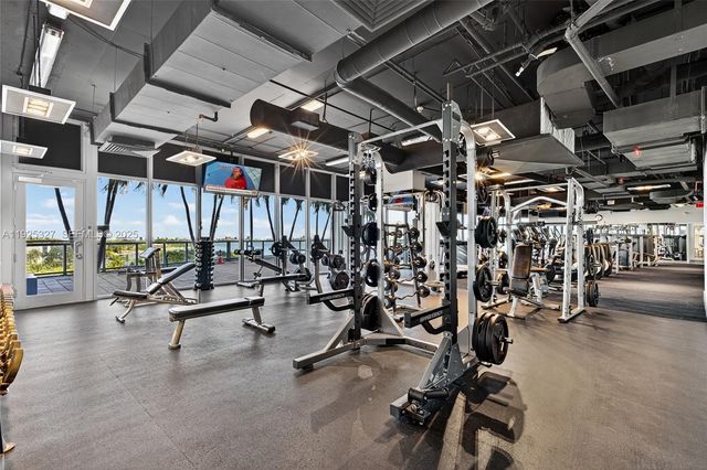 601 NE 36th St 1101, Miami, FL 33137