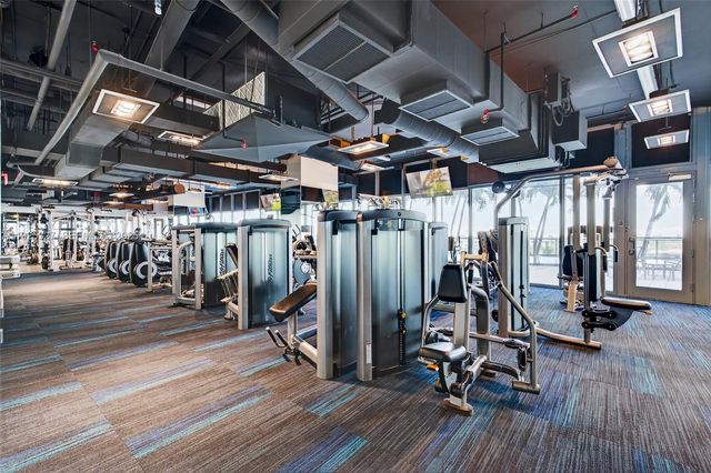 601 NE 36th St 1101, Miami, FL 33137