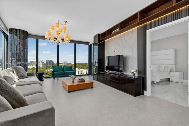 601 NE 36th St 1101, Miami, FL 33137