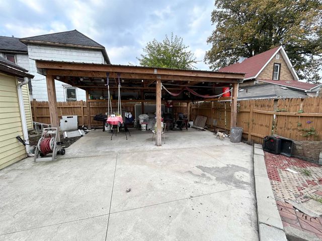 20 Wheatland Avenue, Logansport, IN 46947