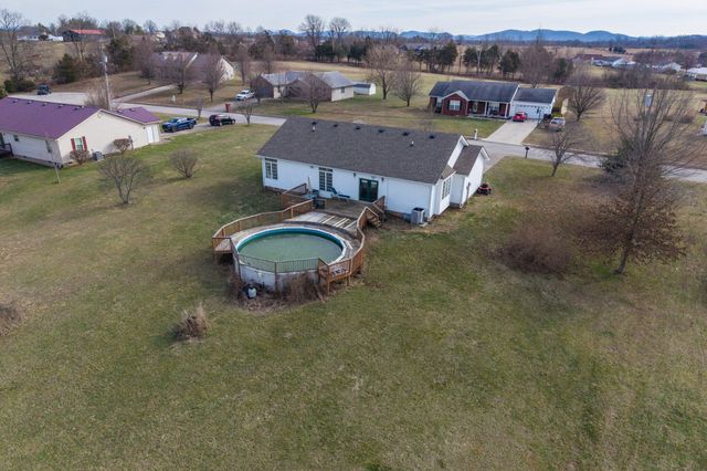 709 Sharon Court, Berea, KY 40403