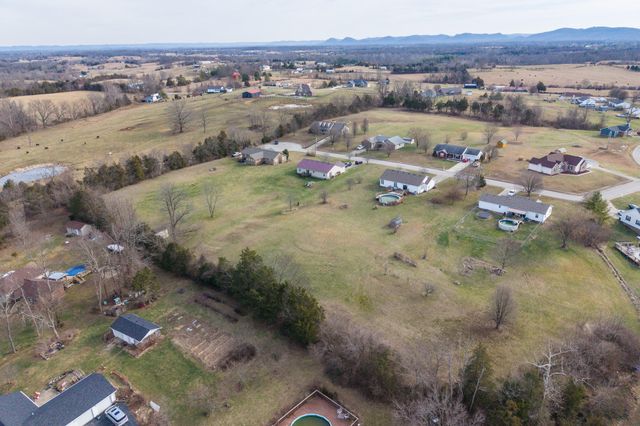 709 Sharon Court, Berea, KY 40403