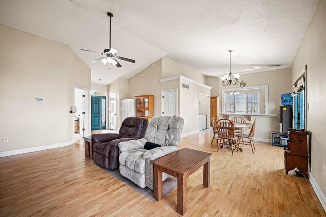 709 Sharon Court, Berea, KY 40403