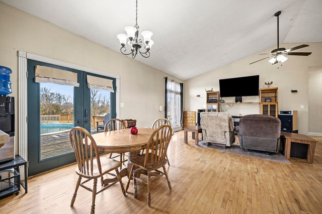 709 Sharon Court, Berea, KY 40403