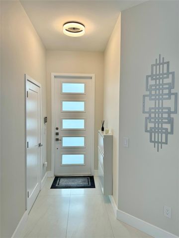 4915 Whispering Way, Fort Lauderdale, FL 33312