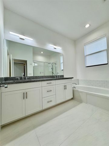 4915 Whispering Way, Fort Lauderdale, FL 33312