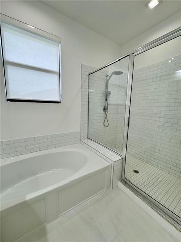 4915 Whispering Way, Fort Lauderdale, FL 33312