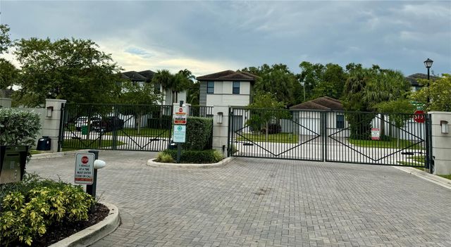 4915 Whispering Way, Fort Lauderdale, FL 33312