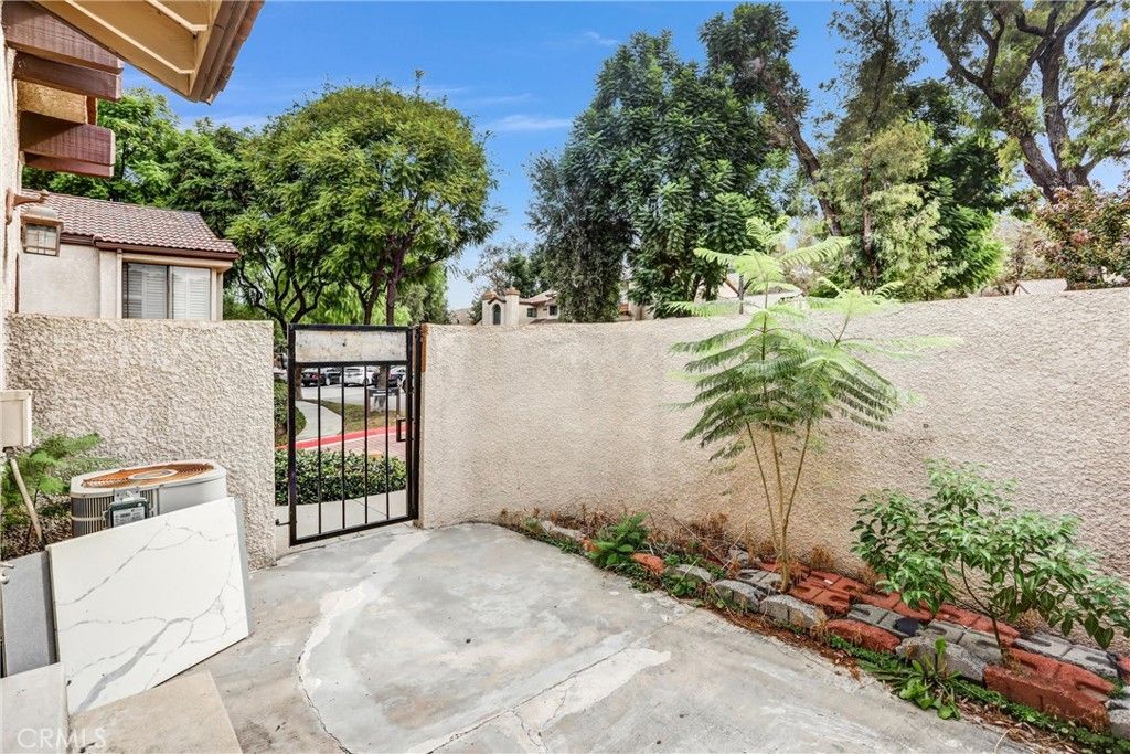 22 Mesquite, Pomona, CA 91766 — photo 5