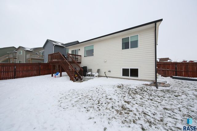 824 N Yankee Ave Avenue, Sioux Falls, SD 57110