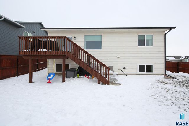 824 N Yankee Ave Avenue, Sioux Falls, SD 57110