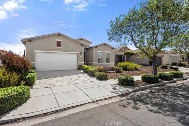 1410 Corte Alamonte, Hemet, CA 92545