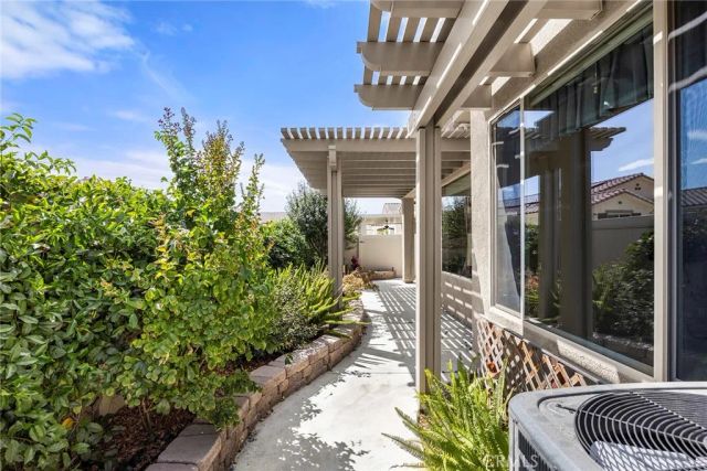1410 Corte Alamonte, Hemet, CA 92545