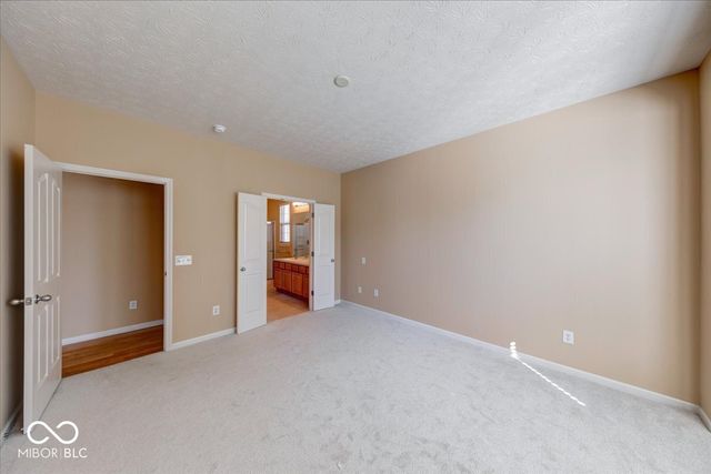 13935 Canonbury Way, Fishers, IN 46037