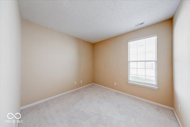 13935 Canonbury Way, Fishers, IN 46037