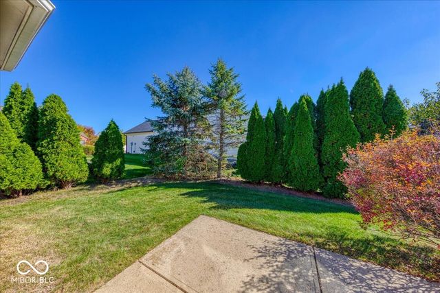 13935 Canonbury Way, Fishers, IN 46037