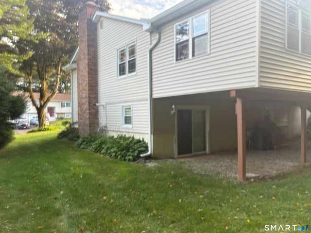 4 Dempsey Court, Ansonia, CT 06401