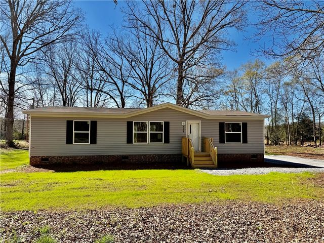 4924 Airline Road, Iva, SC 29655