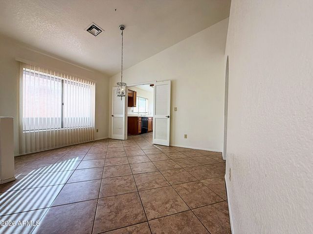 7316 W CHERRY HILLS Drive, Peoria, AZ 85345