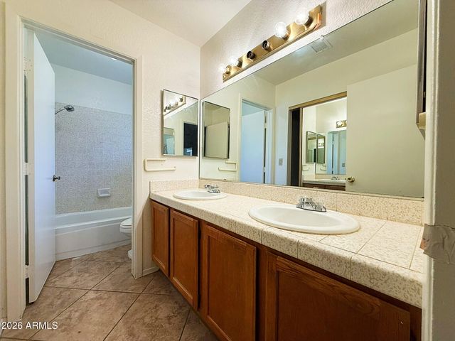 7316 W CHERRY HILLS Drive, Peoria, AZ 85345