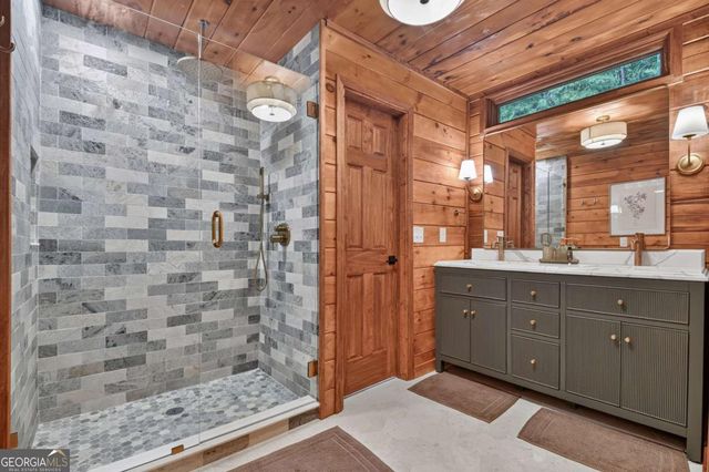 355 Happy Valley Lane, Morganton, GA 30560