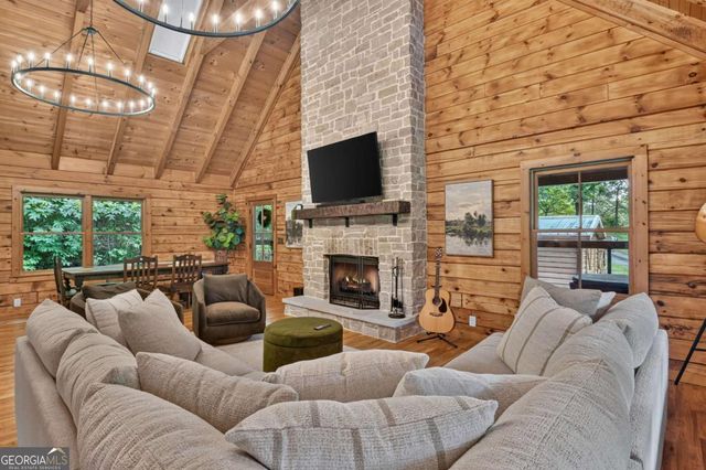 355 Happy Valley Lane, Morganton, GA 30560