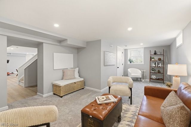 399 Walters Road, Chagrin Falls, OH 44022