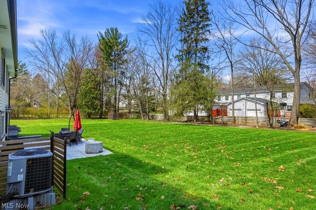 399 Walters Road, Chagrin Falls, OH 44022