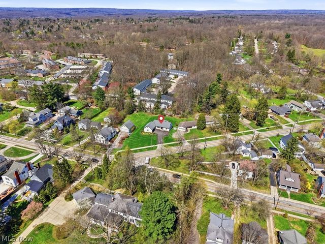 399 Walters Road, Chagrin Falls, OH 44022