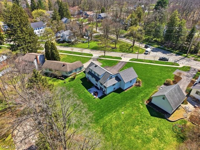 399 Walters Road, Chagrin Falls, OH 44022
