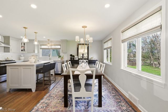 399 Walters Road, Chagrin Falls, OH 44022