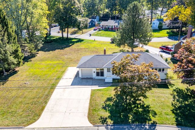 5 Arrow Street, Enfield, CT 06082
