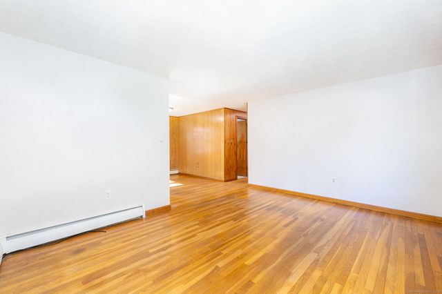 5 Arrow Street, Enfield, CT 06082