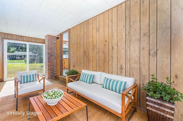 5 Arrow Street, Enfield, CT 06082
