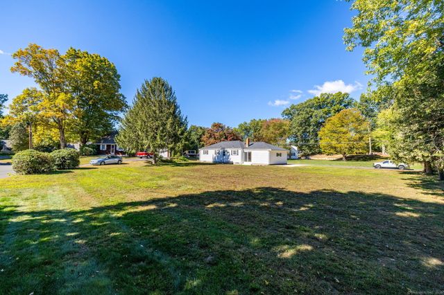5 Arrow Street, Enfield, CT 06082