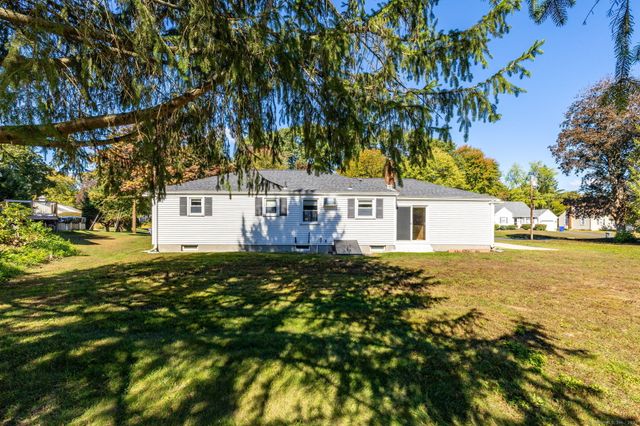 5 Arrow Street, Enfield, CT 06082