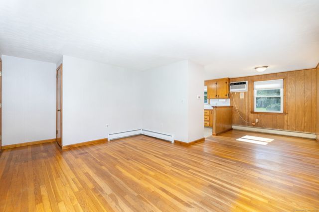 5 Arrow Street, Enfield, CT 06082