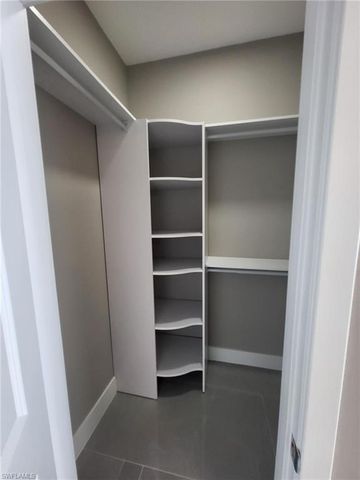 654 NE 5th PL, Cape Coral, FL 33993