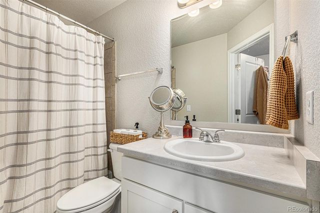 2940 Magic Carpet Loop, Colorado Springs, CO 80916
