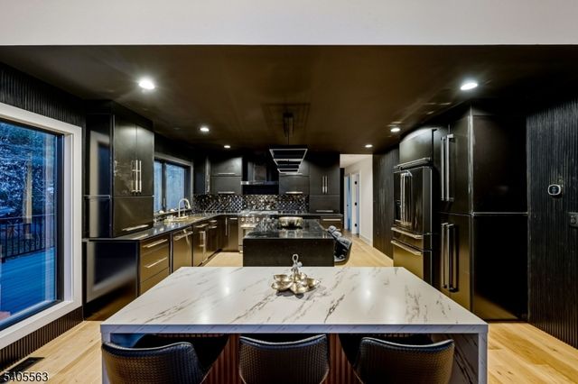 148 Great Hills Rd, Millburn Twp., NJ 07078