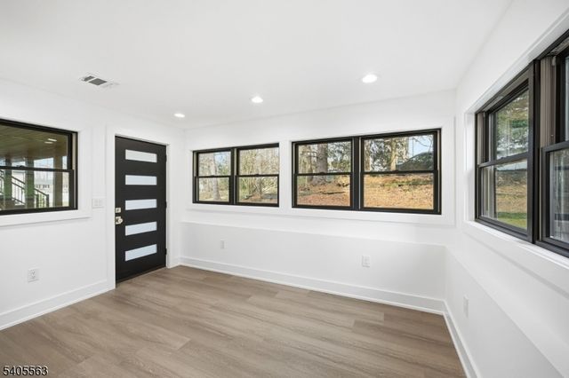 148 Great Hills Rd, Millburn Twp., NJ 07078