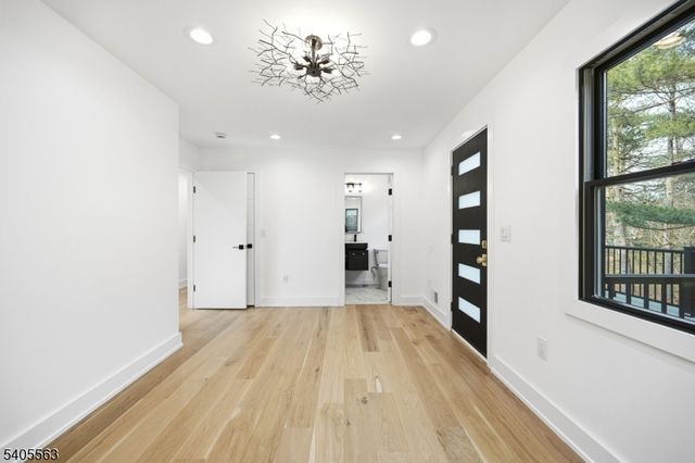 148 Great Hills Rd, Millburn Twp., NJ 07078