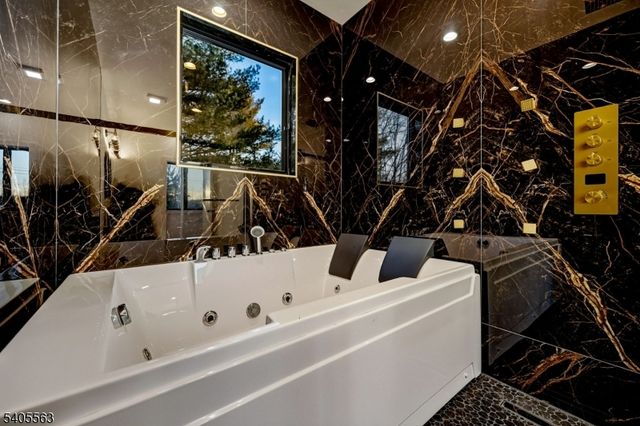 148 Great Hills Rd, Millburn Twp., NJ 07078