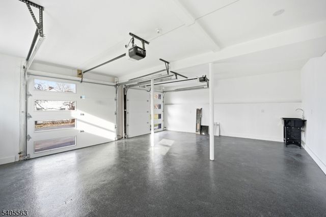 148 Great Hills Rd, Millburn Twp., NJ 07078