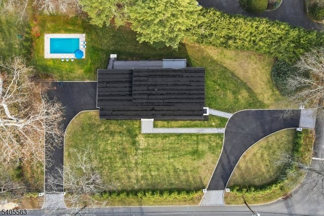 148 Great Hills Rd, Millburn Twp., NJ 07078