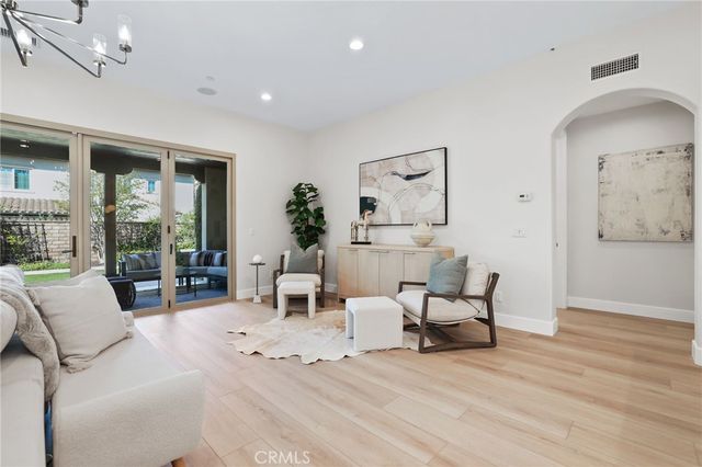17 Lowland, Irvine, CA 92602
