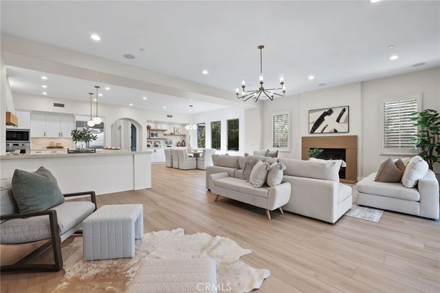 17 Lowland, Irvine, CA 92602