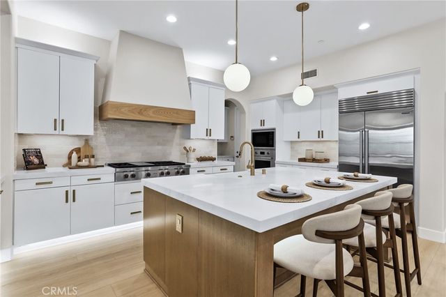 17 Lowland, Irvine, CA 92602