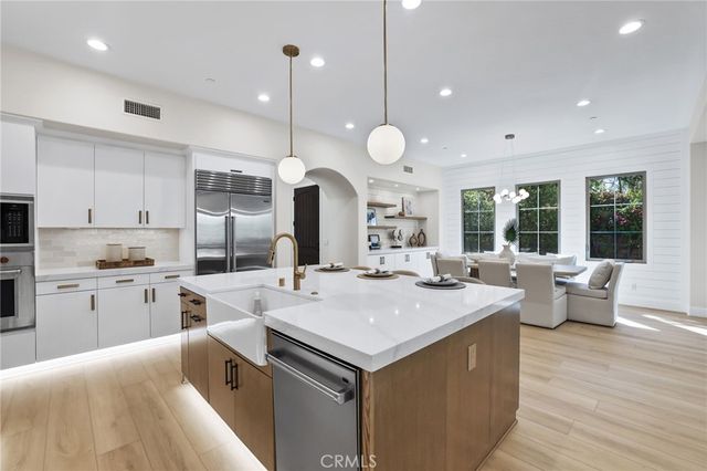 17 Lowland, Irvine, CA 92602