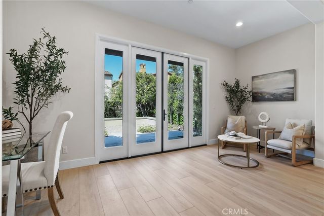 17 Lowland, Irvine, CA 92602